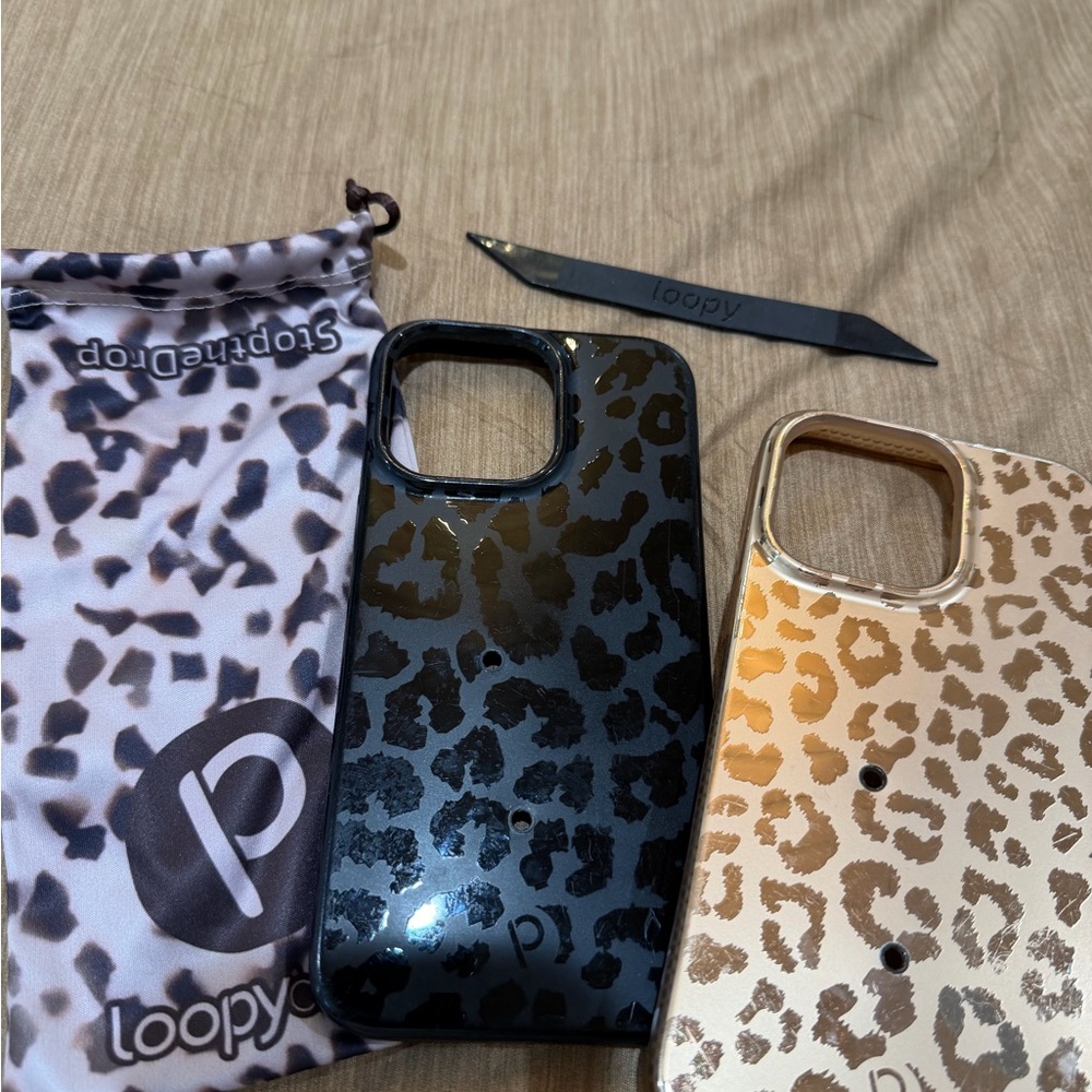 2-Loopy Cases Black and Gold Leopard Print iPhone Cases with Bag and Loopy
